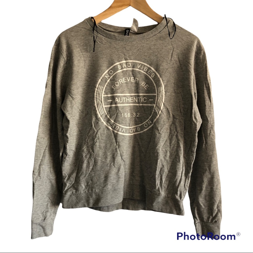 No Bad Vibes crew sweatshirt by H&M